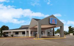 Motel 6 Lake Charles, LA
