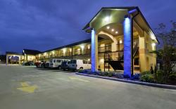 Americas Best Value Inn & Suites Lake Charles at I-210 Exit 11