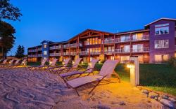 Best Western Premier The Lodge on Lake Detroit
