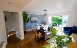 Riverwalk Apartment One