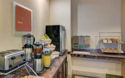 Motel 6 Fort Worth, TX – I-35 & I-20