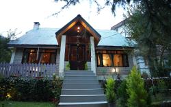 Rosette Cottage by EdenHomes