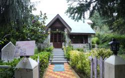 Pebbles Cottage by EdenHomes