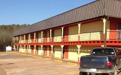 Sportsman Inn and Suites