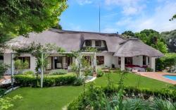 Libra Lodge