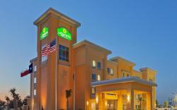 La Quinta Inn & Suites by Wyndham Pearsall