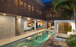 Villa Jumat 4BR - Minggu Villas Seminyak