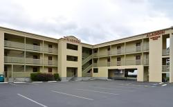 Water Front Inn