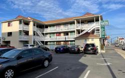 Sea Palace Motel
