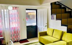 Mackies Place Unit B ( 6 Persons )