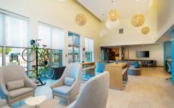 Element Sacramento Airport