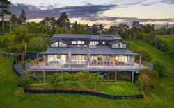 Sunshine Valley Two Bedroom Villa