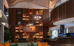 Burleigh Court Hotel and Leisure