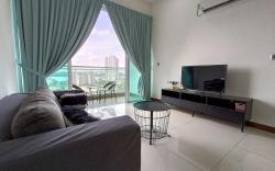 Paragon Suite, Chill by Pool by Antlerzone