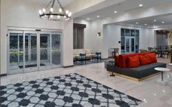 Hampton Inn & Suites Greensboro Downtown, NC