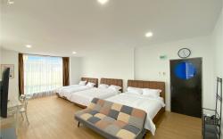 CN Homestay B3 Floor 2 at Nagoya Hill Mall