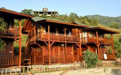 Hotel Aranya Virasat