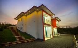 Hidden Valley Vagamon Cottage by VOYE HOMES