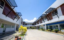 Holiday Suites