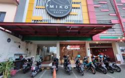 Miko Rooms and Capsules Hotel