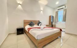 A Cheerful 4BR Home/12 pax, 5mins to shops & mall