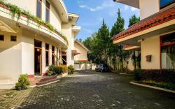Pilatus Hotel