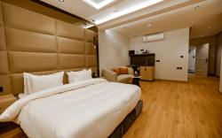 XYZ Hotel Al Yasmeen