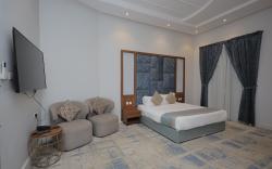 Malaz Fakher - ملاذ فاخر