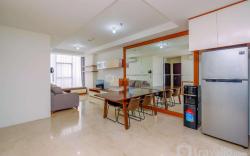 Elegant Nice 2BR at L'Avenue Pancoran By Travelio
