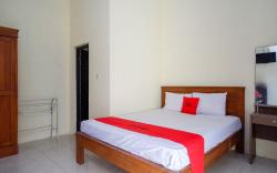 RedDoorz @ Umbul Ponggok Waterpark Klaten