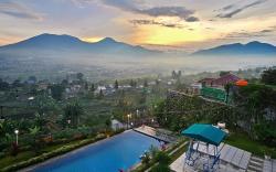 Three Mountains Village