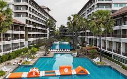 Welcome World Beachfront Resort