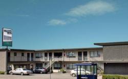 The Grove West Seattle Inn