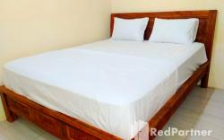 Navisha Guest House Syariah near Exit Tol Batang RedPartner