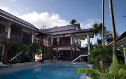 Coconut Tree Homestay