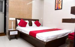 Nivant Lodge, Solapur