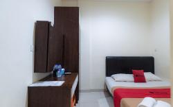 RedDoorz @ Nagoya Indah Batam