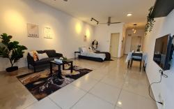 Prestige KBCC Studio  13-05 | 4 Pax