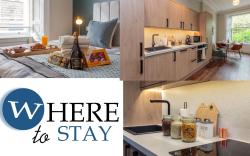 Stylish 2bed apartment underneath Edinburgh castle