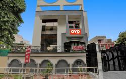 Super HOTEL DIAMOND TREE SECTOR 49 NOIDA NEAR PRAYAG HOSPITAL