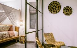 VILLA SOHO Luxury VILLA close to FINNS BEACH CLUB