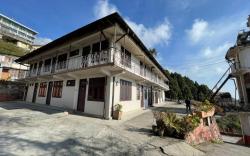 Clifton Raj by StayApart, Mussoorie