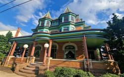 VAAST Bed & Breakfast