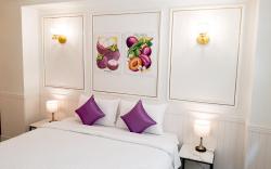 Rose Apple Hotel