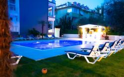 PLATANUS HOTEL