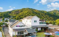 Gapyeong Etoile Pension