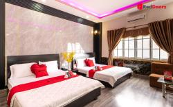 RedDoorz Tahami Hotel near Kha Van Can