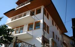 Villa Una