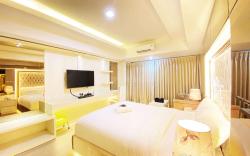 Cozy Studio Room Tamansari La Grande By Travelio