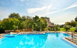 Apart Hotel Golden Line